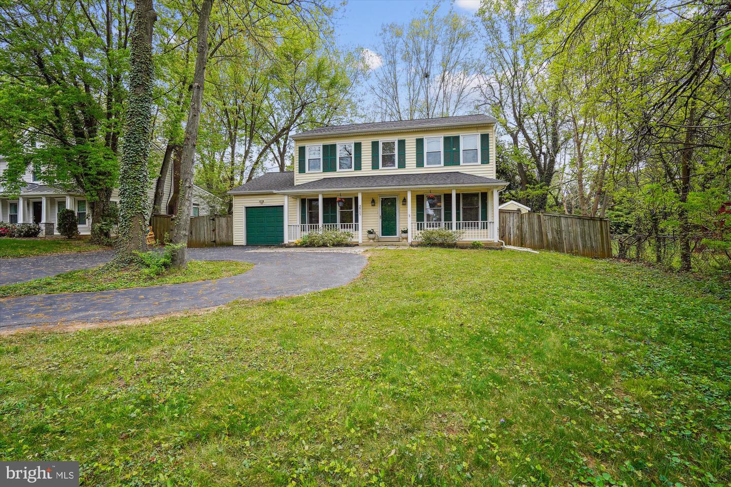2915 CHAIN BRIDGE RD, OAKTON, Virginia 22124, 4 Bedrooms Bedrooms, ,3 BathroomsBathrooms,Residential,For sale,2915 CHAIN BRIDGE RD,VAFX2235472 MLS # VAFX2235472