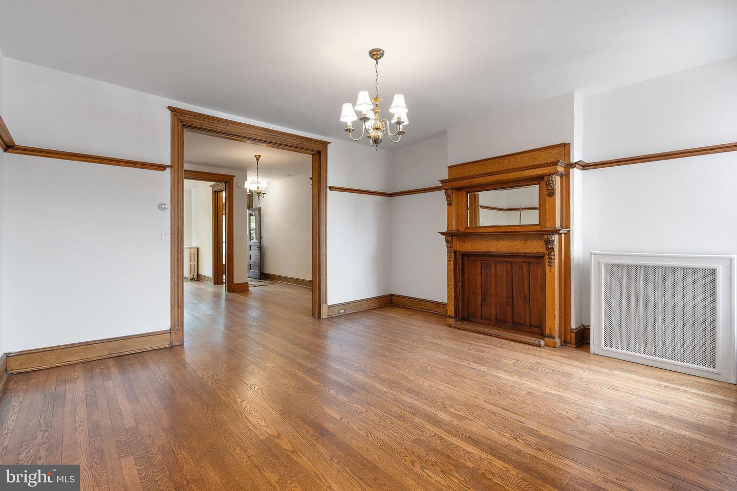 108 3RD ST NE, WASHINGTON, District Of Columbia 20002, 6 Bedrooms Bedrooms, 15 Rooms Rooms,3 BathroomsBathrooms,Residential,For sale,108 3RD ST NE,DCDC2200294 MLS # DCDC2200294
