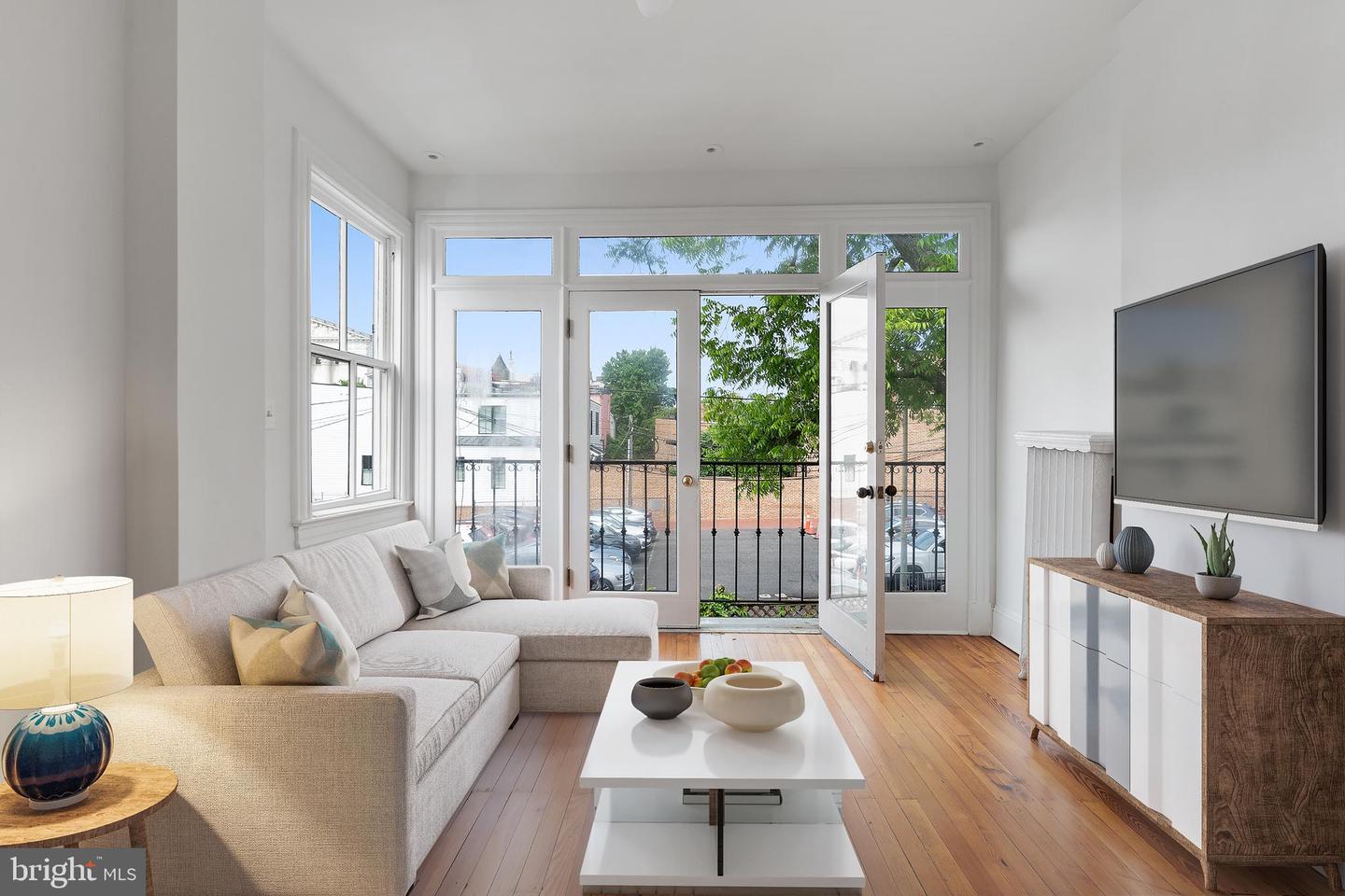 108 3RD ST NE, WASHINGTON, District Of Columbia 20002, 6 Bedrooms Bedrooms, 15 Rooms Rooms,3 BathroomsBathrooms,Residential,For sale,108 3RD ST NE,DCDC2200294 MLS # DCDC2200294