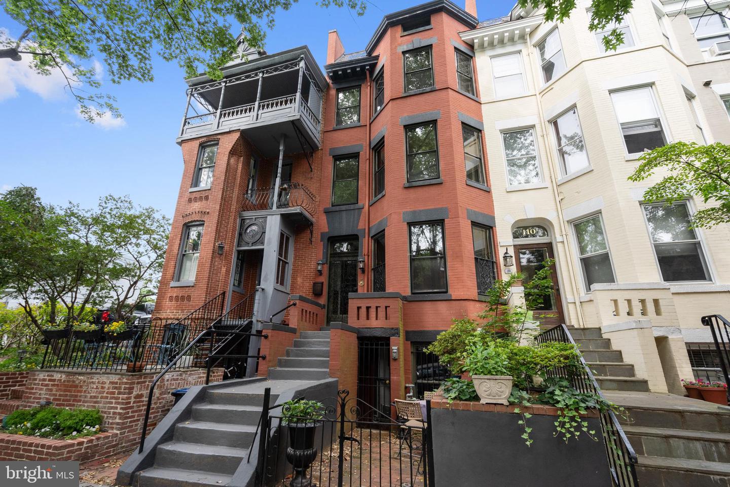 108 3RD ST NE, WASHINGTON, District Of Columbia 20002, 6 Bedrooms Bedrooms, 15 Rooms Rooms,3 BathroomsBathrooms,Residential,For sale,108 3RD ST NE,DCDC2200294 MLS # DCDC2200294