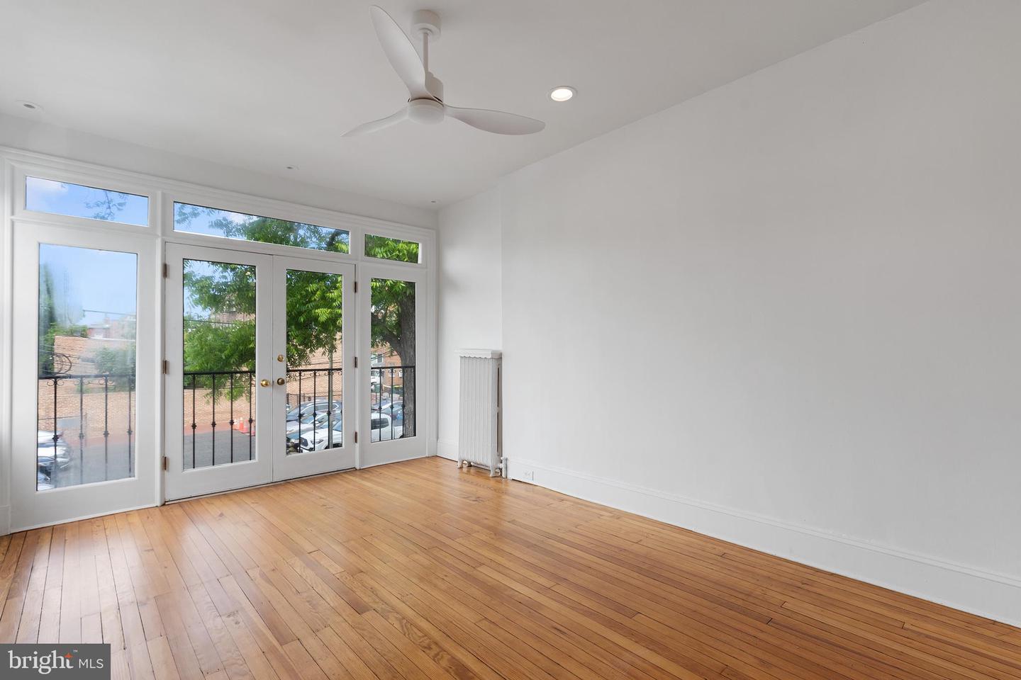 108 3RD ST NE, WASHINGTON, District Of Columbia 20002, 6 Bedrooms Bedrooms, 15 Rooms Rooms,3 BathroomsBathrooms,Residential,For sale,108 3RD ST NE,DCDC2200294 MLS # DCDC2200294