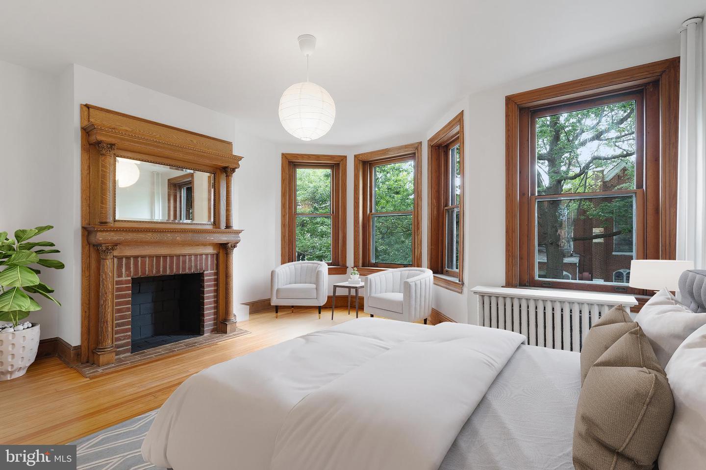 108 3RD ST NE, WASHINGTON, District Of Columbia 20002, 6 Bedrooms Bedrooms, 15 Rooms Rooms,3 BathroomsBathrooms,Residential,For sale,108 3RD ST NE,DCDC2200294 MLS # DCDC2200294