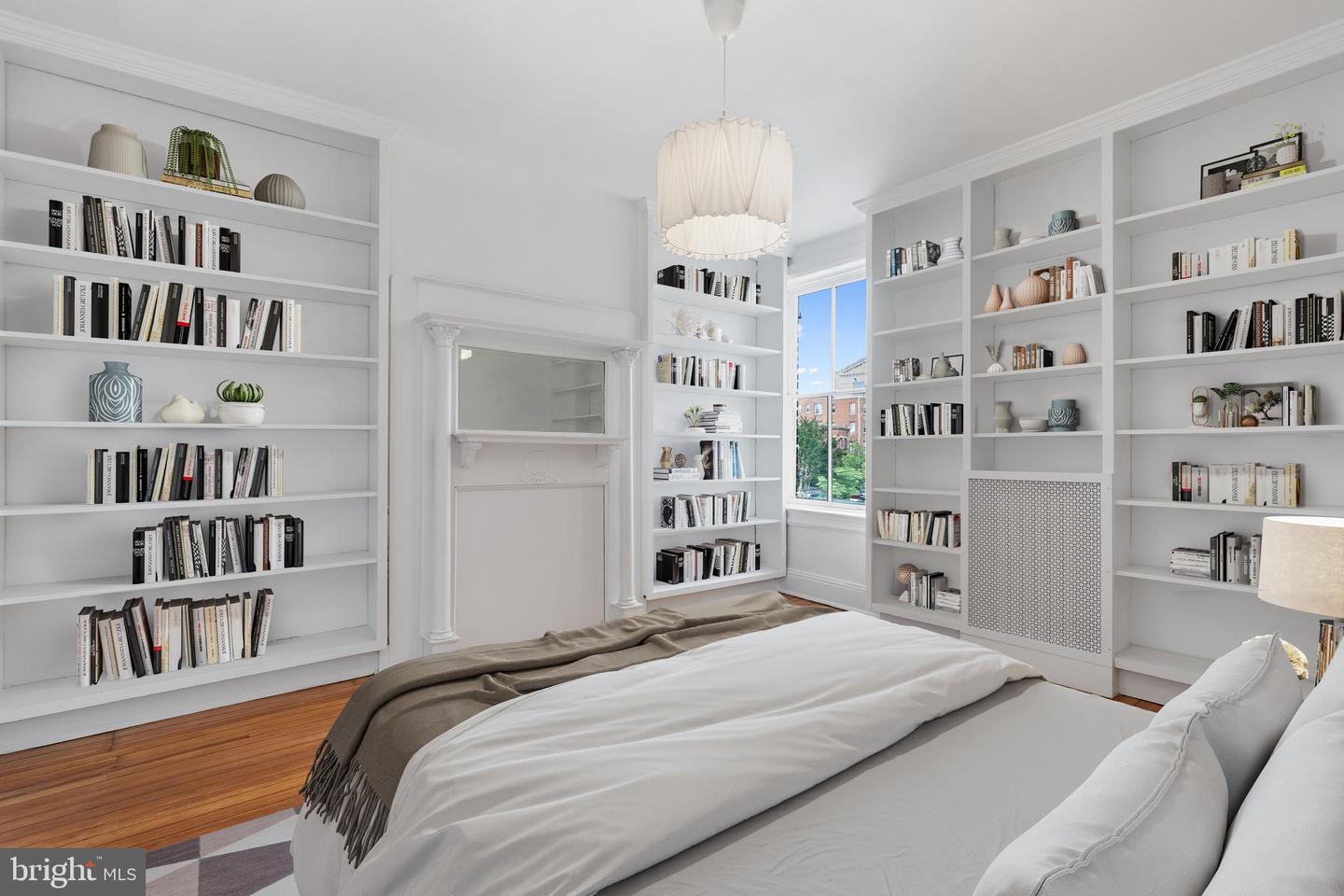 108 3RD ST NE, WASHINGTON, District Of Columbia 20002, 6 Bedrooms Bedrooms, 15 Rooms Rooms,3 BathroomsBathrooms,Residential,For sale,108 3RD ST NE,DCDC2200294 MLS # DCDC2200294