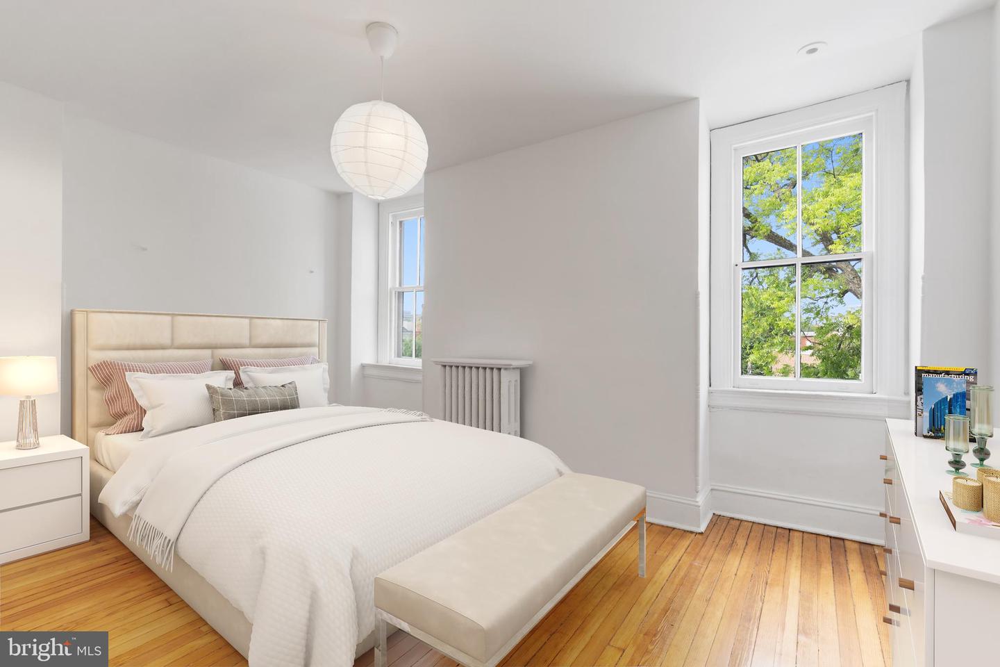 108 3RD ST NE, WASHINGTON, District Of Columbia 20002, 6 Bedrooms Bedrooms, 15 Rooms Rooms,3 BathroomsBathrooms,Residential,For sale,108 3RD ST NE,DCDC2200294 MLS # DCDC2200294