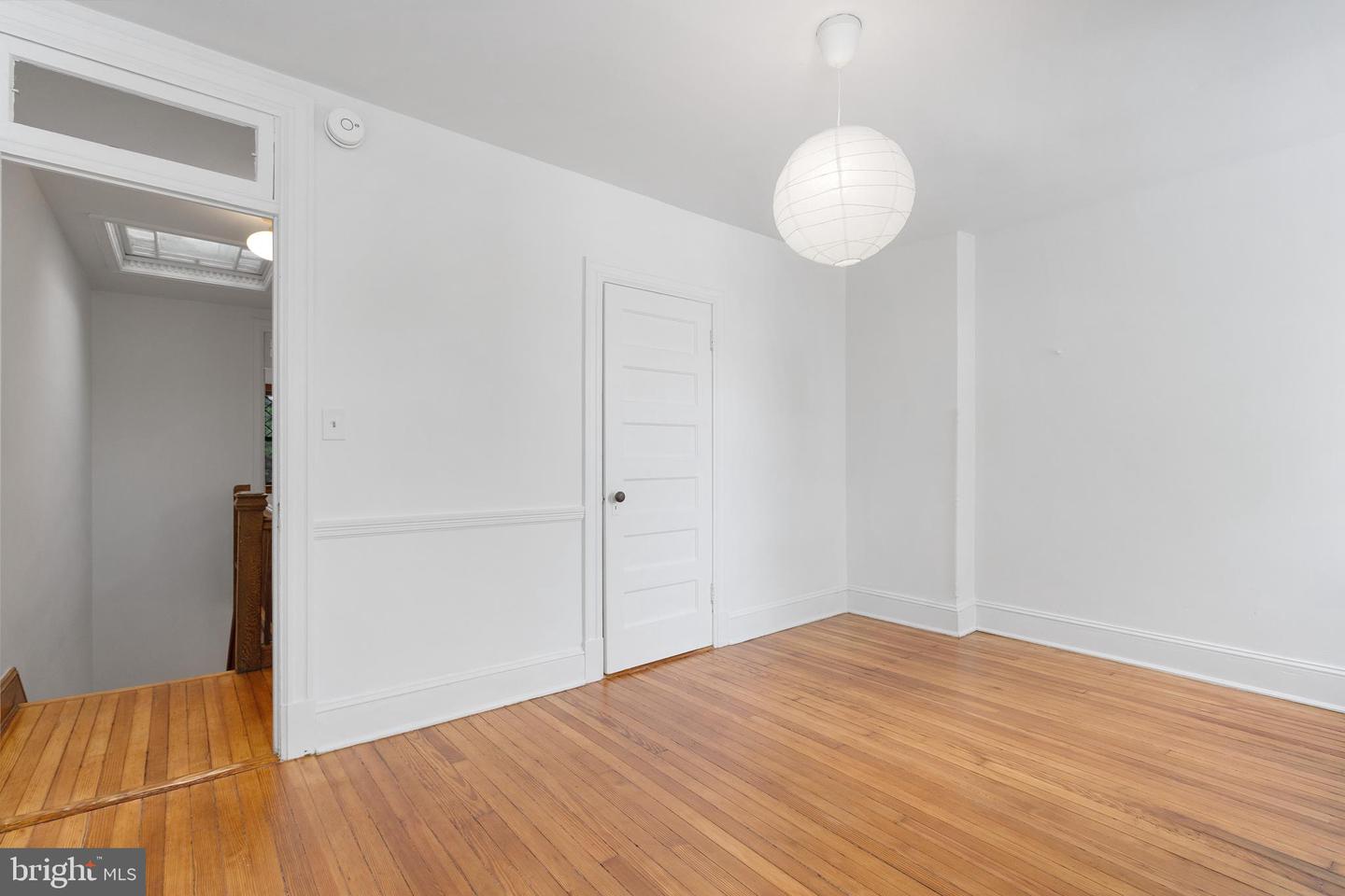 108 3RD ST NE, WASHINGTON, District Of Columbia 20002, 6 Bedrooms Bedrooms, 15 Rooms Rooms,3 BathroomsBathrooms,Residential,For sale,108 3RD ST NE,DCDC2200294 MLS # DCDC2200294