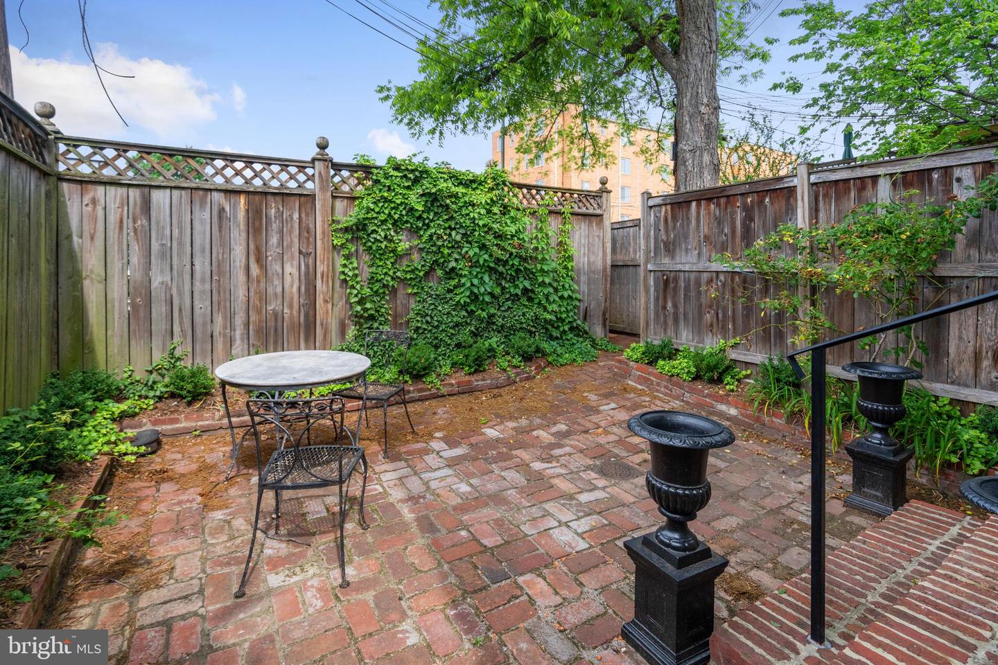 108 3RD ST NE, WASHINGTON, District Of Columbia 20002, 6 Bedrooms Bedrooms, 15 Rooms Rooms,3 BathroomsBathrooms,Residential,For sale,108 3RD ST NE,DCDC2200294 MLS # DCDC2200294