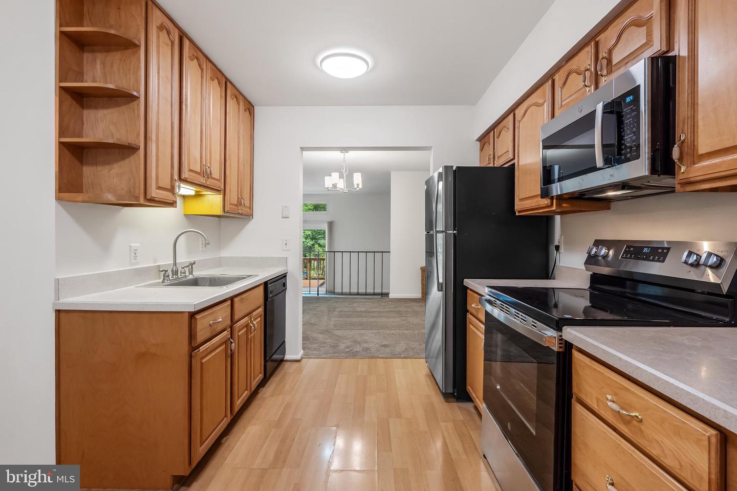 2339 MILLENNIUM LN, RESTON, Virginia 20191, 3 Bedrooms Bedrooms, ,2 BathroomsBathrooms,Residential,For sale,2339 MILLENNIUM LN,VAFX2243568 MLS # VAFX2243568