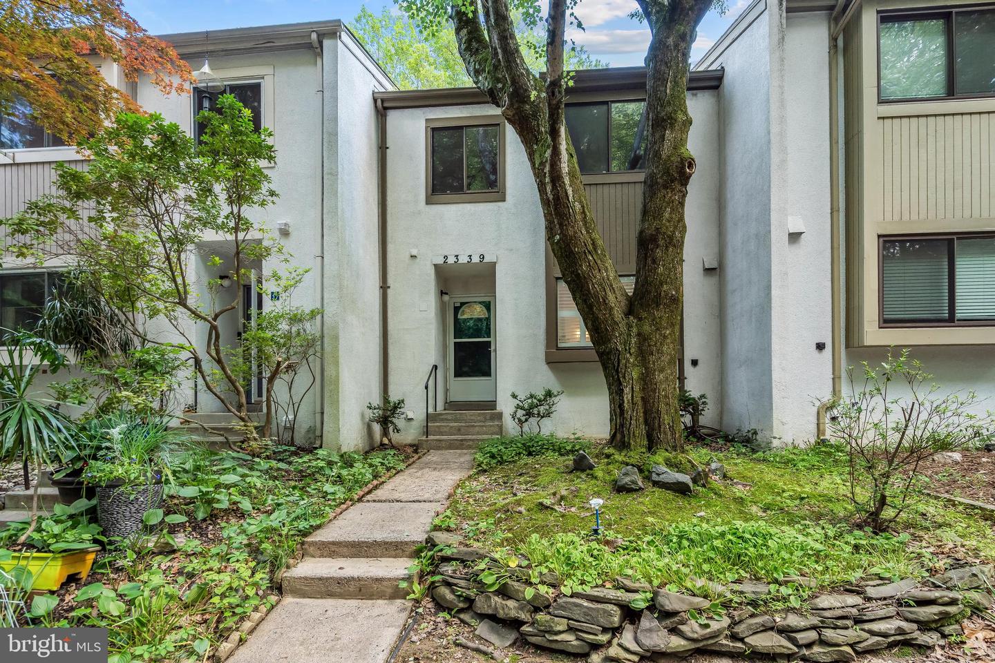 2339 MILLENNIUM LN, RESTON, Virginia 20191, 3 Bedrooms Bedrooms, ,2 BathroomsBathrooms,Residential,For sale,2339 MILLENNIUM LN,VAFX2243568 MLS # VAFX2243568