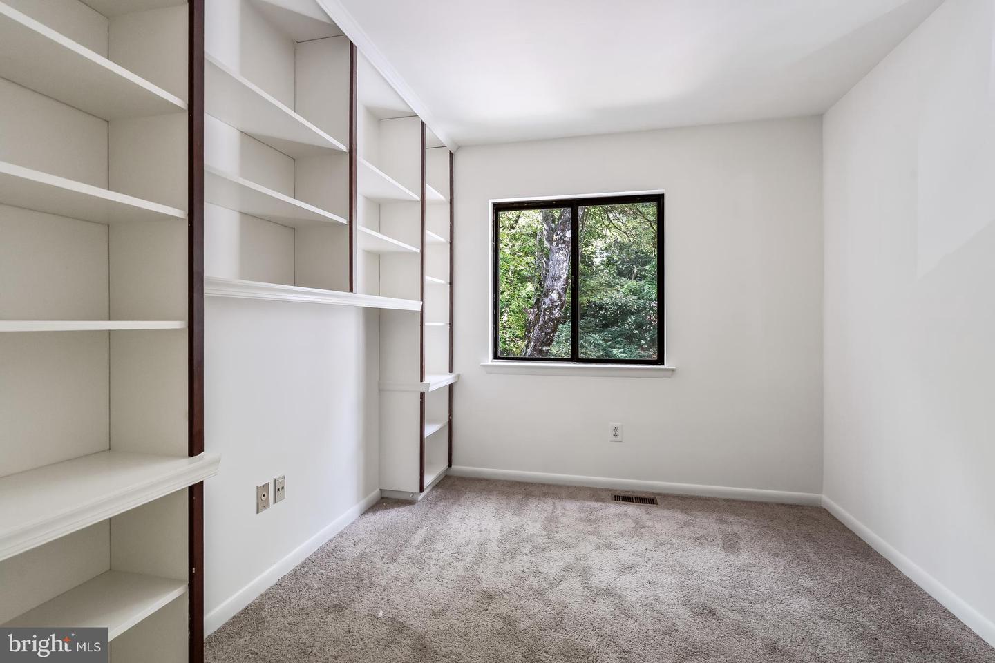 2339 MILLENNIUM LN, RESTON, Virginia 20191, 3 Bedrooms Bedrooms, ,2 BathroomsBathrooms,Residential,For sale,2339 MILLENNIUM LN,VAFX2243568 MLS # VAFX2243568