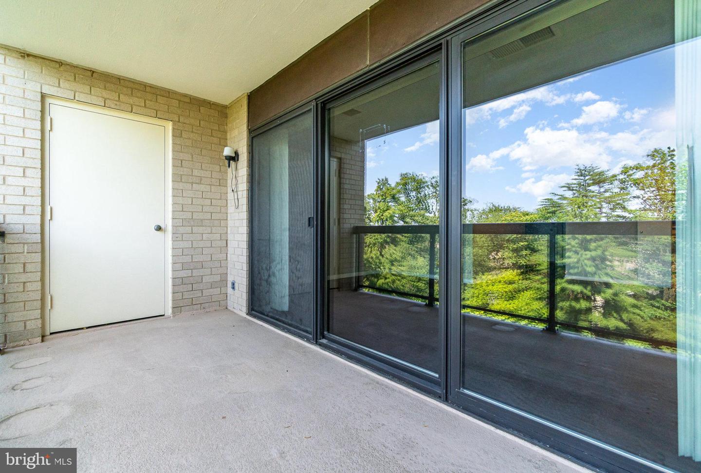 307 YOAKUM PKWY #716, ALEXANDRIA, Virginia 22304, 1 Bedroom Bedrooms, ,1 BathroomBathrooms,Residential,For sale,307 YOAKUM PKWY #716,VAAX2046824 MLS # VAAX2046824