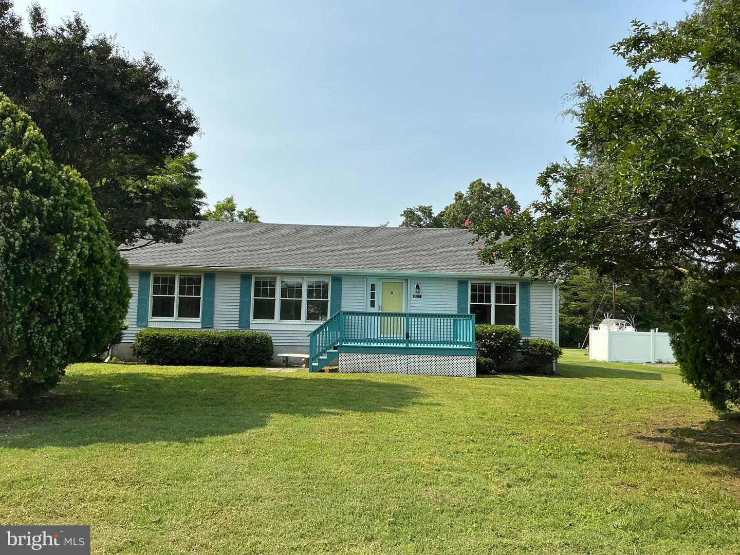 827 TRAVELERS REST, HAGUE, Virginia 22469, 3 Bedrooms Bedrooms, ,2 BathroomsBathrooms,Residential,For sale,827 TRAVELERS REST,VAWE2009190 MLS # VAWE2009190