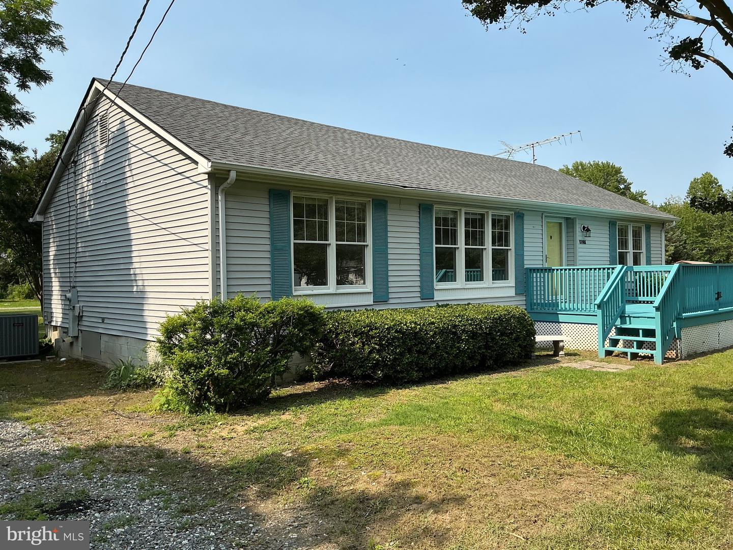 827 TRAVELERS REST, HAGUE, Virginia 22469, 3 Bedrooms Bedrooms, ,2 BathroomsBathrooms,Residential,For sale,827 TRAVELERS REST,VAWE2009190 MLS # VAWE2009190