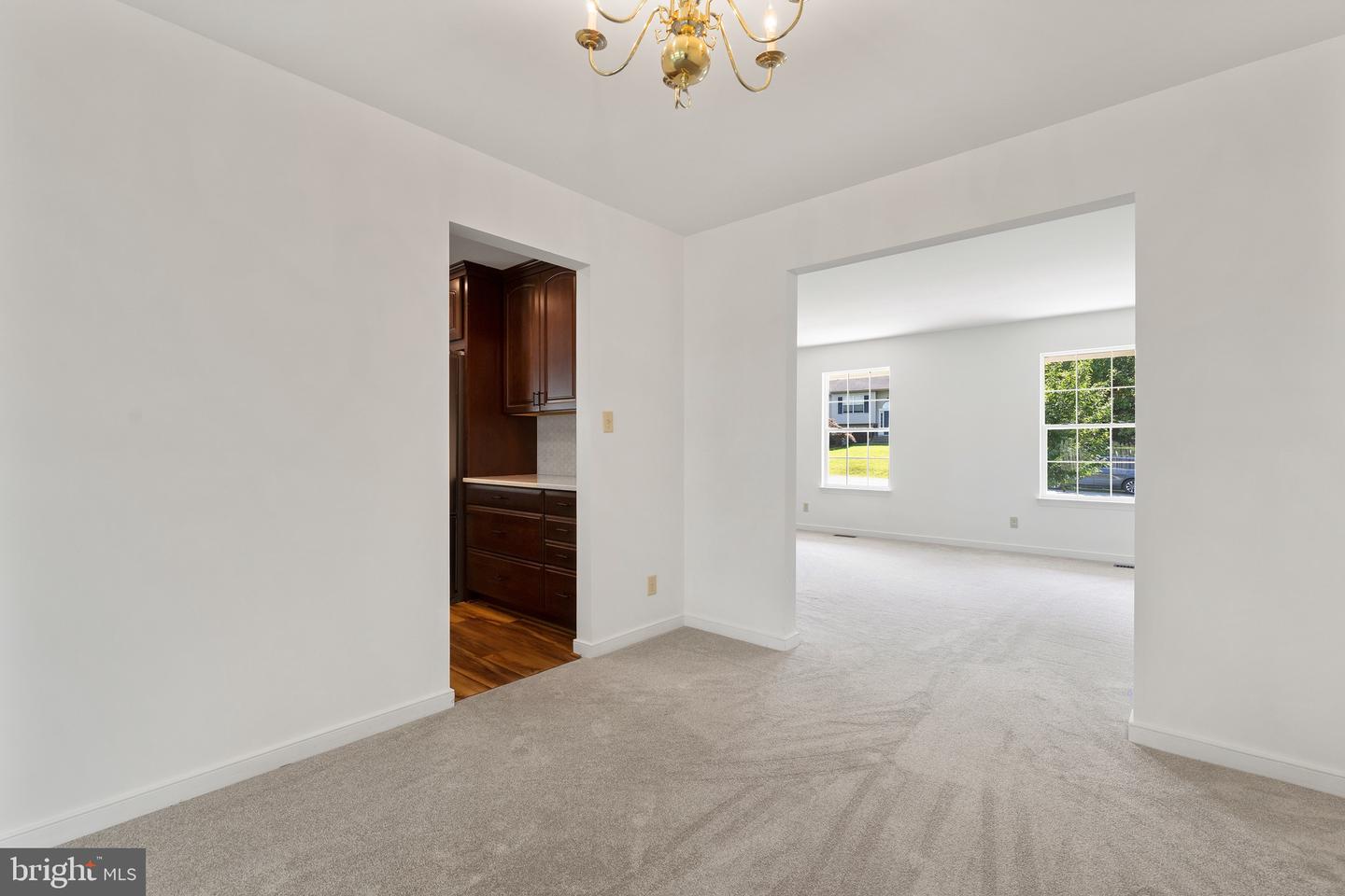 27 BROWN CIR, FREDERICKSBURG, Virginia 22405, 4 Bedrooms Bedrooms, ,2 BathroomsBathrooms,Residential,For sale,27 BROWN CIR,VAST2040150 MLS # VAST2040150