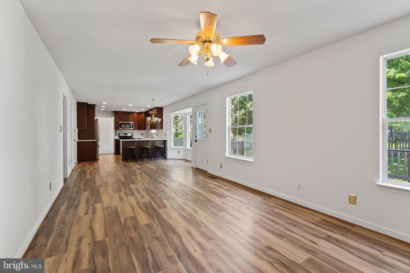 27 BROWN CIR, FREDERICKSBURG, Virginia 22405, 4 Bedrooms Bedrooms, ,2 BathroomsBathrooms,Residential,For sale,27 BROWN CIR,VAST2040150 MLS # VAST2040150