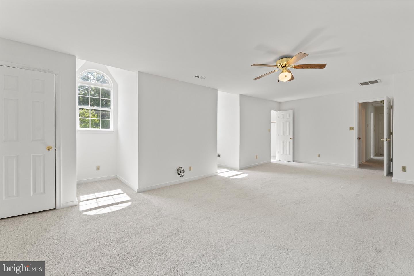 27 BROWN CIR, FREDERICKSBURG, Virginia 22405, 4 Bedrooms Bedrooms, ,2 BathroomsBathrooms,Residential,For sale,27 BROWN CIR,VAST2040150 MLS # VAST2040150