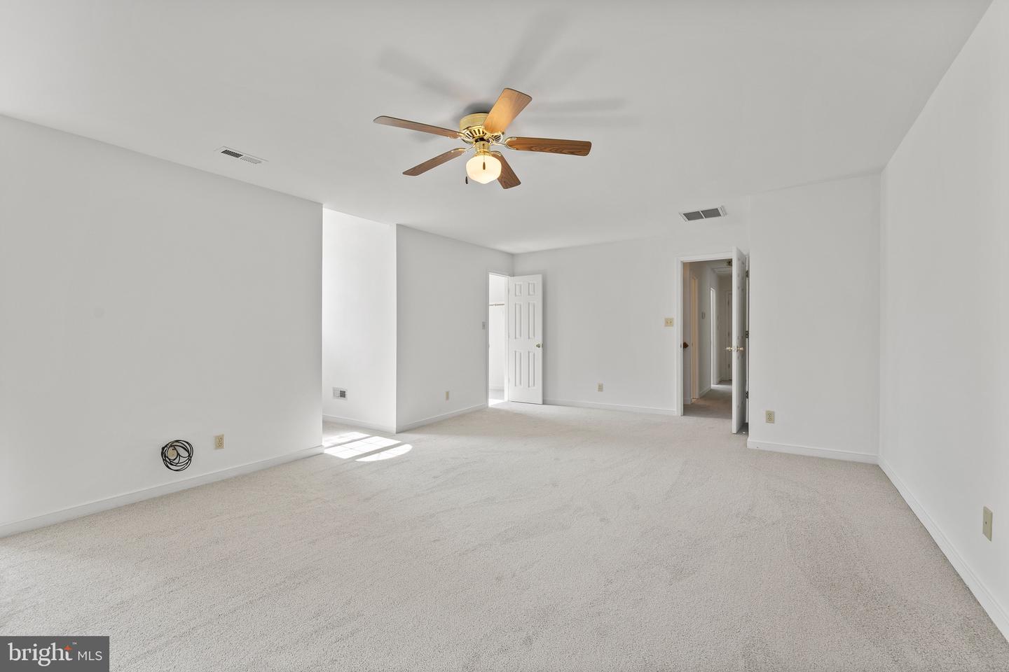 27 BROWN CIR, FREDERICKSBURG, Virginia 22405, 4 Bedrooms Bedrooms, ,2 BathroomsBathrooms,Residential,For sale,27 BROWN CIR,VAST2040150 MLS # VAST2040150