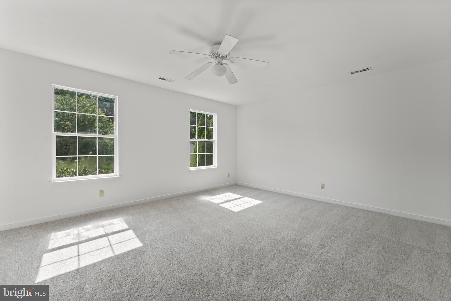 27 BROWN CIR, FREDERICKSBURG, Virginia 22405, 4 Bedrooms Bedrooms, ,2 BathroomsBathrooms,Residential,For sale,27 BROWN CIR,VAST2040150 MLS # VAST2040150