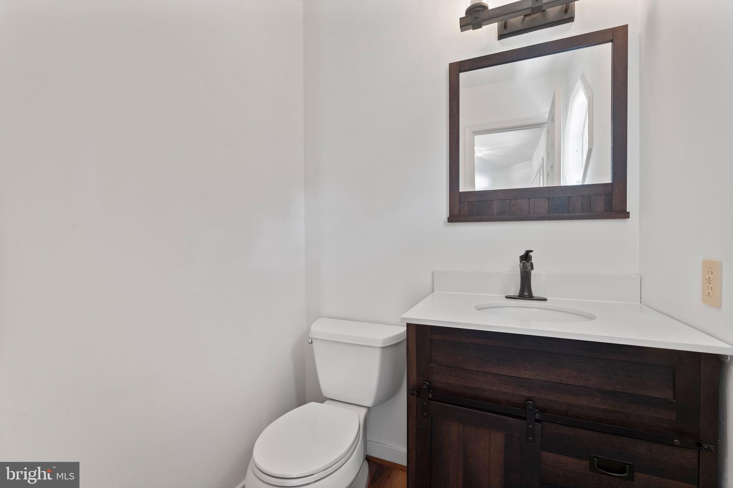 27 BROWN CIR, FREDERICKSBURG, Virginia 22405, 4 Bedrooms Bedrooms, ,2 BathroomsBathrooms,Residential,For sale,27 BROWN CIR,VAST2040150 MLS # VAST2040150