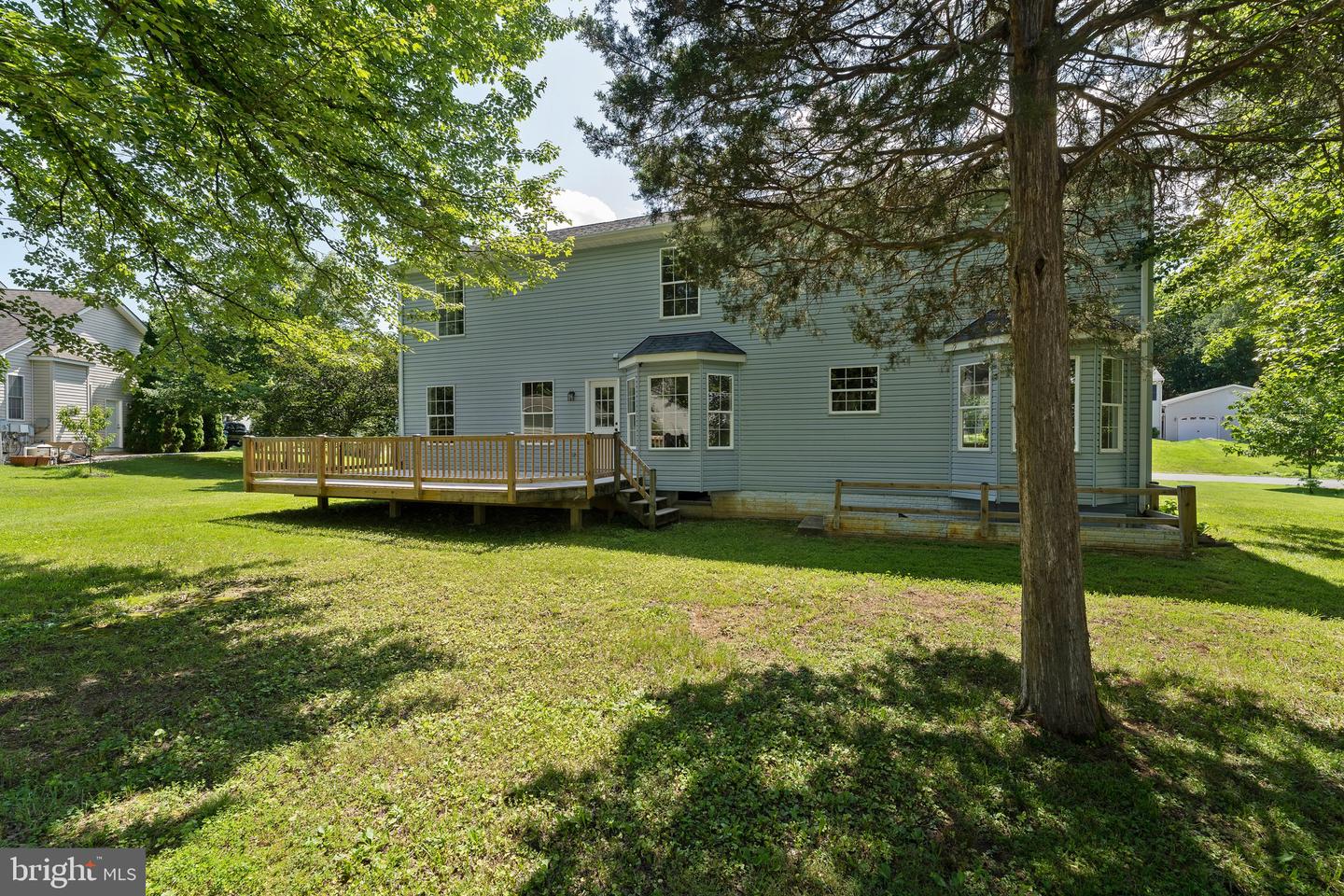 27 BROWN CIR, FREDERICKSBURG, Virginia 22405, 4 Bedrooms Bedrooms, ,2 BathroomsBathrooms,Residential,For sale,27 BROWN CIR,VAST2040150 MLS # VAST2040150