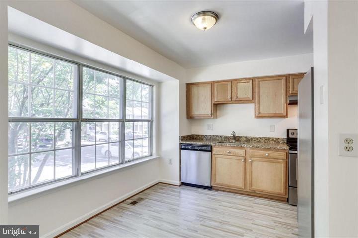 15246 STREAMSIDE CT, DUMFRIES, Virginia 22025, 3 Bedrooms Bedrooms, ,3 BathroomsBathrooms,Residential,For sale,15246 STREAMSIDE CT,VAPW2097856 MLS # VAPW2097856