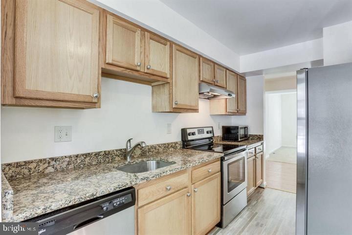 15246 STREAMSIDE CT, DUMFRIES, Virginia 22025, 3 Bedrooms Bedrooms, ,3 BathroomsBathrooms,Residential,For sale,15246 STREAMSIDE CT,VAPW2097856 MLS # VAPW2097856