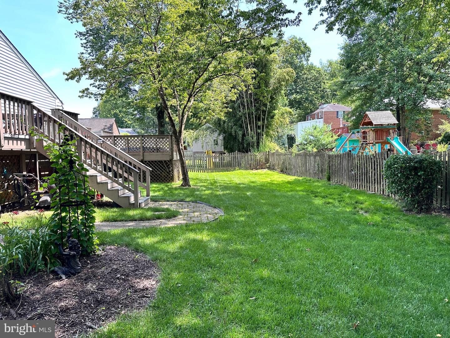 7131 MURRAY LN, ANNANDALE, Virginia 22003, 6 Bedrooms Bedrooms, ,3 BathroomsBathrooms,Residential,For sale,7131 MURRAY LN,VAFX2250138 MLS # VAFX2250138