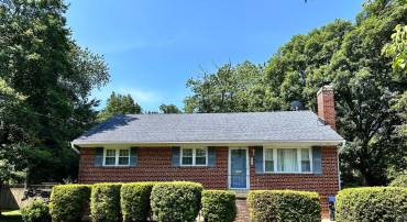 7131 MURRAY LN, ANNANDALE, Virginia 22003, 6 Bedrooms Bedrooms, ,3 BathroomsBathrooms,Residential,For sale,7131 MURRAY LN,VAFX2250138 MLS # VAFX2250138