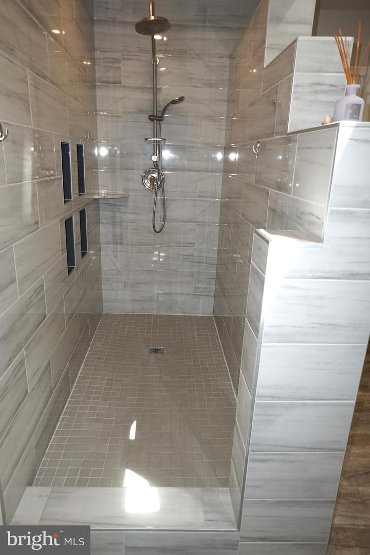 27 APPLING RD, STAFFORD, Virginia 22554, 5 Bedrooms Bedrooms, ,3 BathroomsBathrooms,Residential,For sale,27 APPLING RD,VAST2040190 MLS # VAST2040190