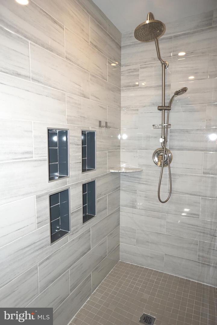 27 APPLING RD, STAFFORD, Virginia 22554, 5 Bedrooms Bedrooms, ,3 BathroomsBathrooms,Residential,For sale,27 APPLING RD,VAST2040190 MLS # VAST2040190