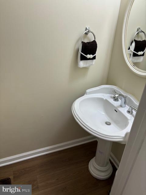 5755 EAST CAPITOL ST SE, WASHINGTON, District Of Columbia 20019, 3 Bedrooms Bedrooms, ,1 BathroomBathrooms,Residential,For sale,5755 EAST CAPITOL ST SE,DCDC2207526 MLS # DCDC2207526