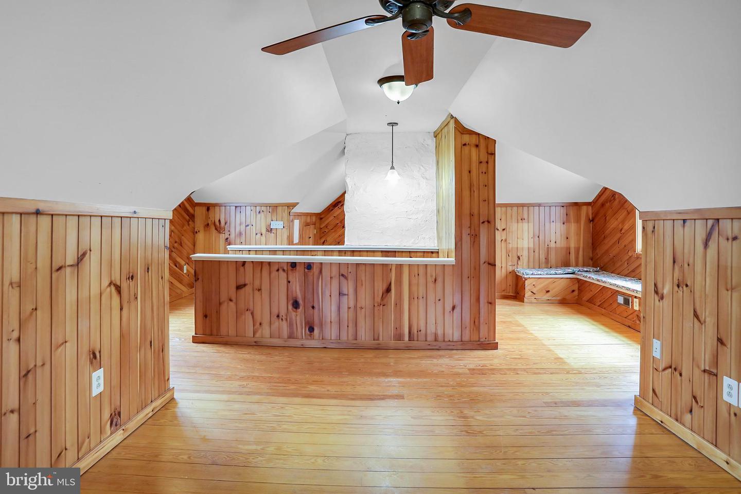 329 OLD BRIDGE RD, AMISSVILLE, Virginia 20106, 4 Bedrooms Bedrooms, ,3 BathroomsBathrooms,Residential,For sale,329 OLD BRIDGE RD,VACU2010876 MLS # VACU2010876