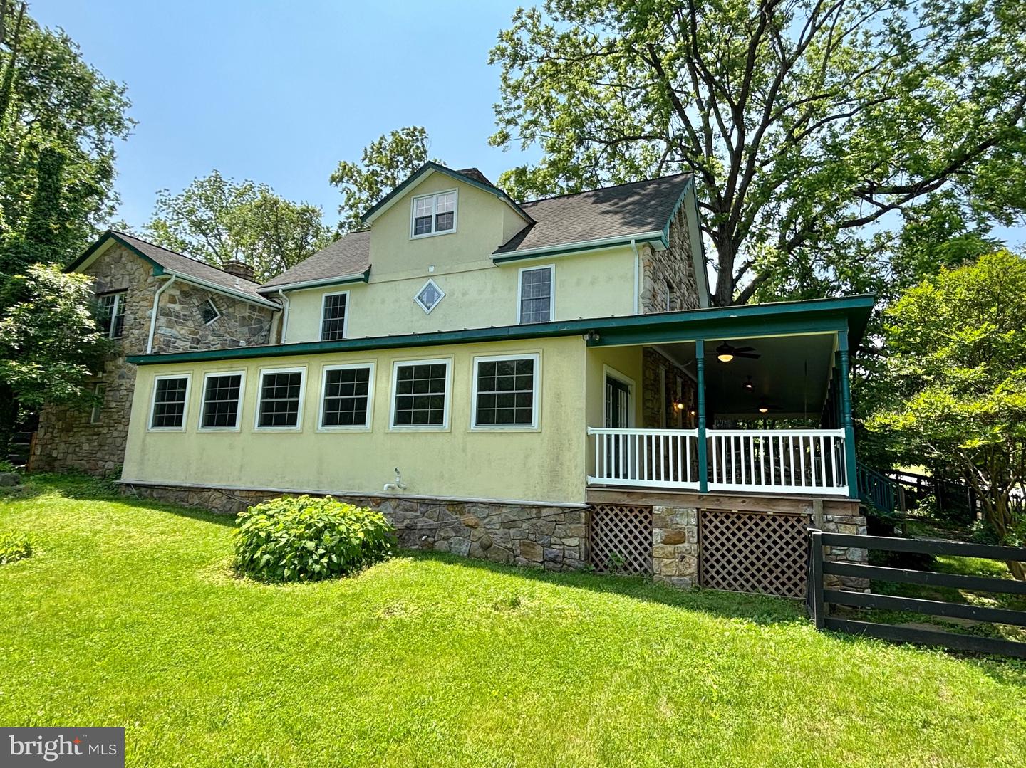 329 OLD BRIDGE RD, AMISSVILLE, Virginia 20106, 4 Bedrooms Bedrooms, ,3 BathroomsBathrooms,Residential,For sale,329 OLD BRIDGE RD,VACU2010876 MLS # VACU2010876