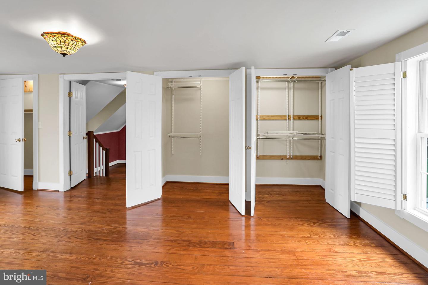 329 OLD BRIDGE RD, AMISSVILLE, Virginia 20106, 4 Bedrooms Bedrooms, ,3 BathroomsBathrooms,Residential,For sale,329 OLD BRIDGE RD,VACU2010876 MLS # VACU2010876