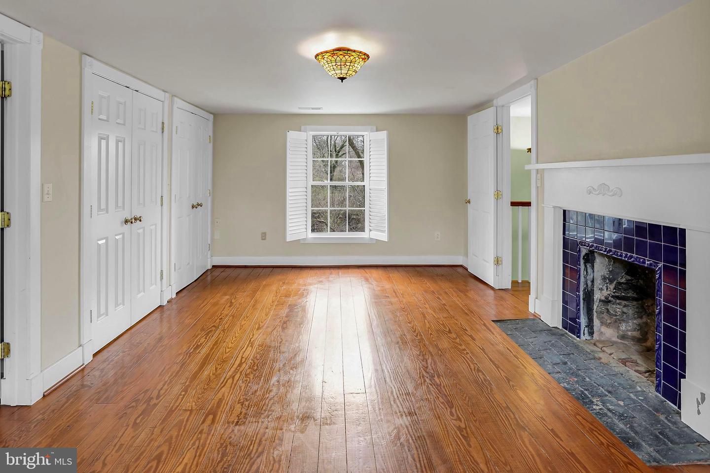 329 OLD BRIDGE RD, AMISSVILLE, Virginia 20106, 4 Bedrooms Bedrooms, ,3 BathroomsBathrooms,Residential,For sale,329 OLD BRIDGE RD,VACU2010876 MLS # VACU2010876