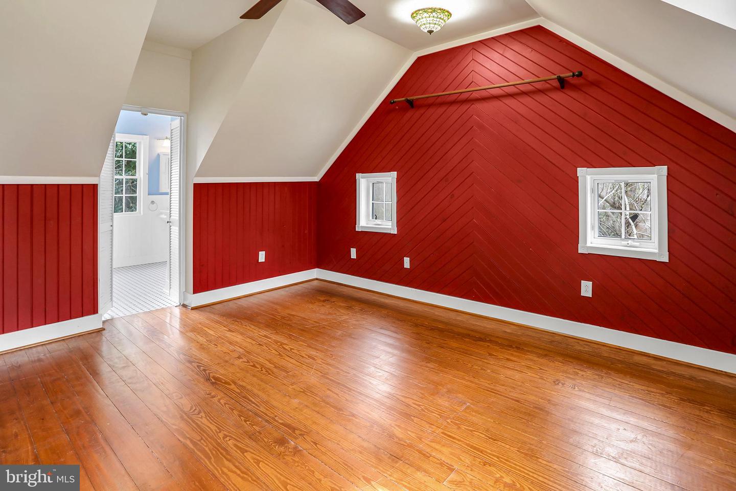 329 OLD BRIDGE RD, AMISSVILLE, Virginia 20106, 4 Bedrooms Bedrooms, ,3 BathroomsBathrooms,Residential,For sale,329 OLD BRIDGE RD,VACU2010876 MLS # VACU2010876
