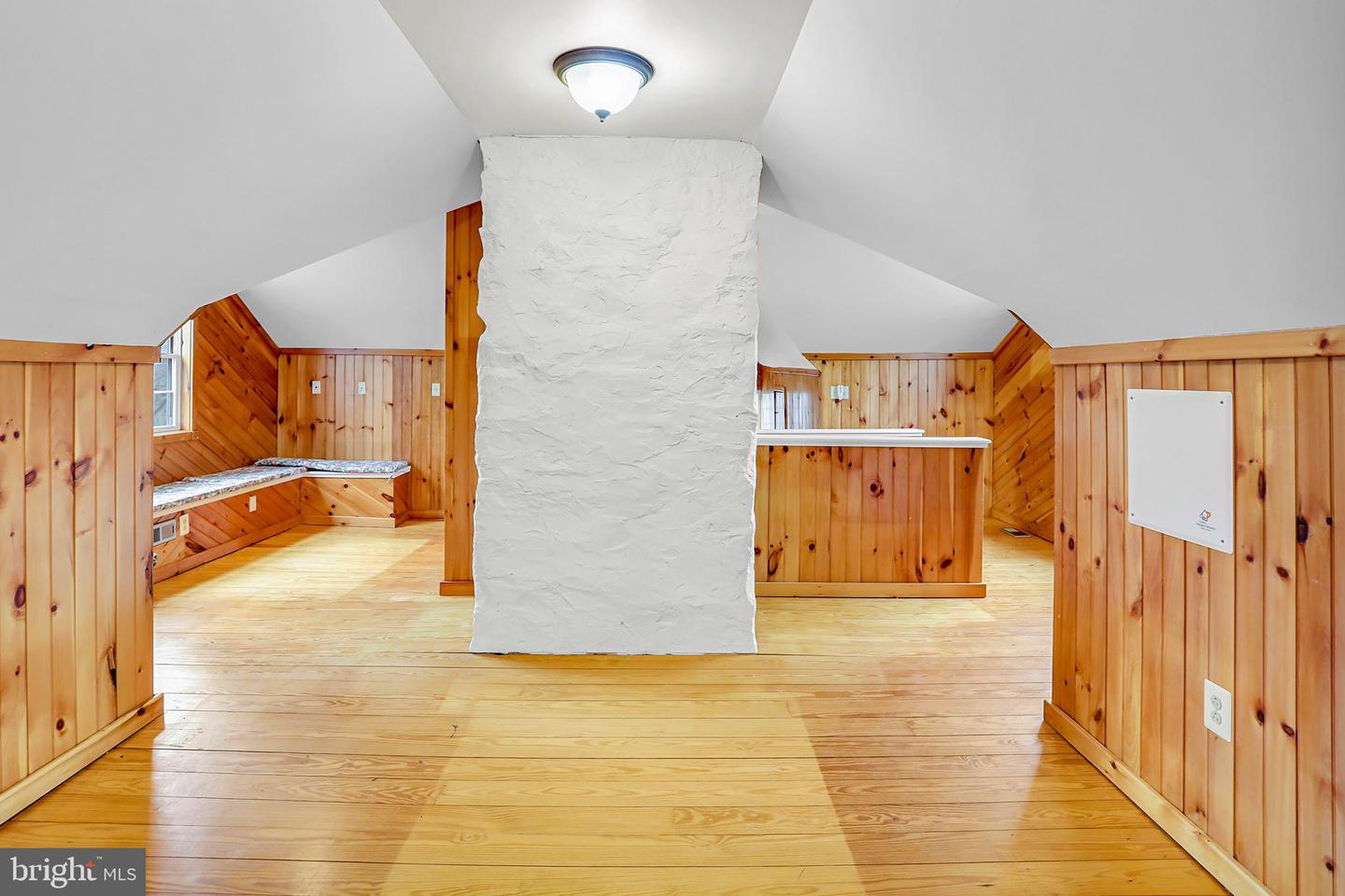 329 OLD BRIDGE RD, AMISSVILLE, Virginia 20106, 4 Bedrooms Bedrooms, ,3 BathroomsBathrooms,Residential,For sale,329 OLD BRIDGE RD,VACU2010876 MLS # VACU2010876