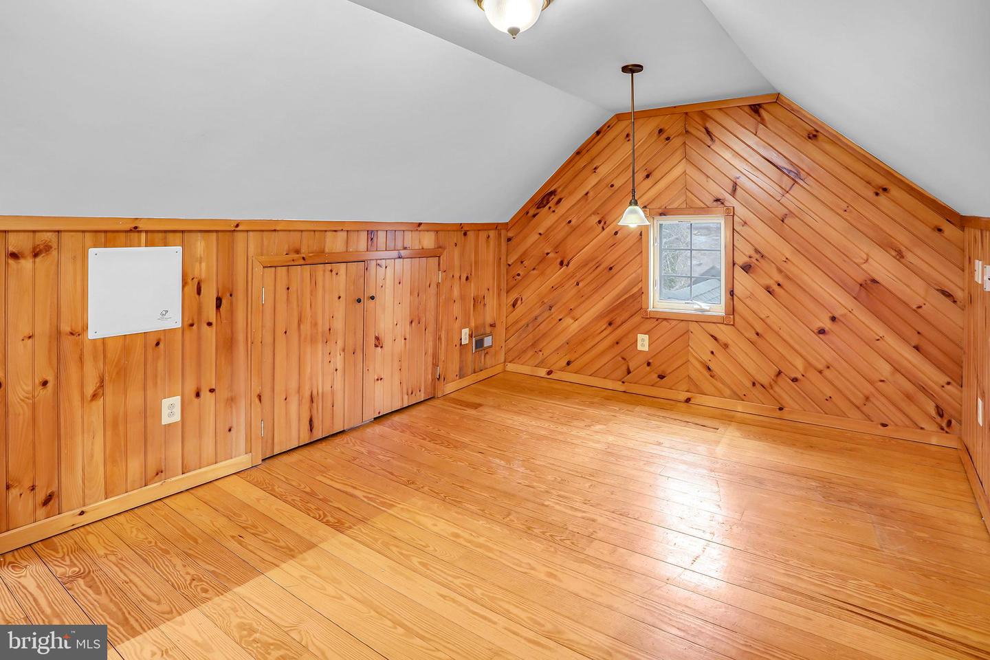 329 OLD BRIDGE RD, AMISSVILLE, Virginia 20106, 4 Bedrooms Bedrooms, ,3 BathroomsBathrooms,Residential,For sale,329 OLD BRIDGE RD,VACU2010876 MLS # VACU2010876