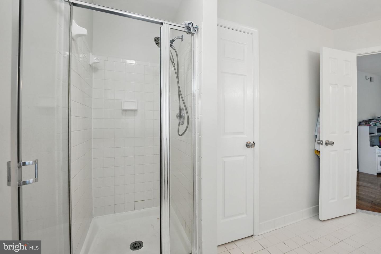 13297 OSAGE DR, WOODBRIDGE, Virginia 22193, 4 Bedrooms Bedrooms, ,2 BathroomsBathrooms,Residential,For sale,13297 OSAGE DR,VAPW2097896 MLS # VAPW2097896