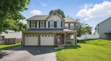 13297 OSAGE DR, WOODBRIDGE, Virginia 22193, 4 Bedrooms Bedrooms, ,2 BathroomsBathrooms,Residential,For sale,13297 OSAGE DR,VAPW2097896 MLS # VAPW2097896