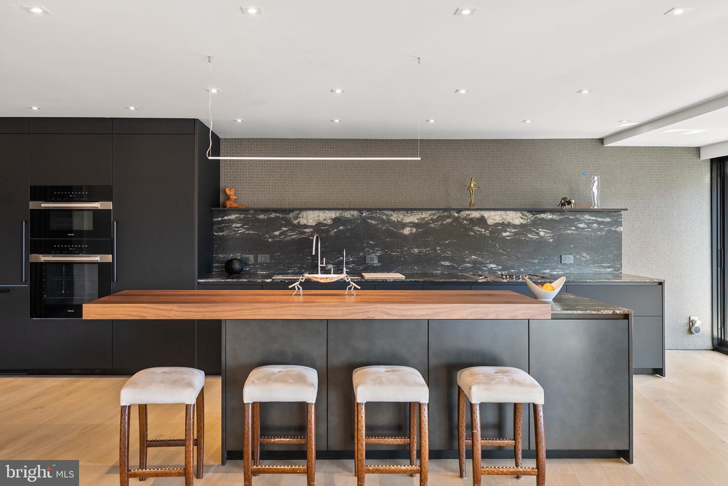 2510 VIRGINIA AVE NW #512-S, WASHINGTON, District Of Columbia 20037, 2 Bedrooms Bedrooms, ,2 BathroomsBathrooms,Residential,For sale,2510 VIRGINIA AVE NW #512-S,DCDC2188398 MLS # DCDC2188398