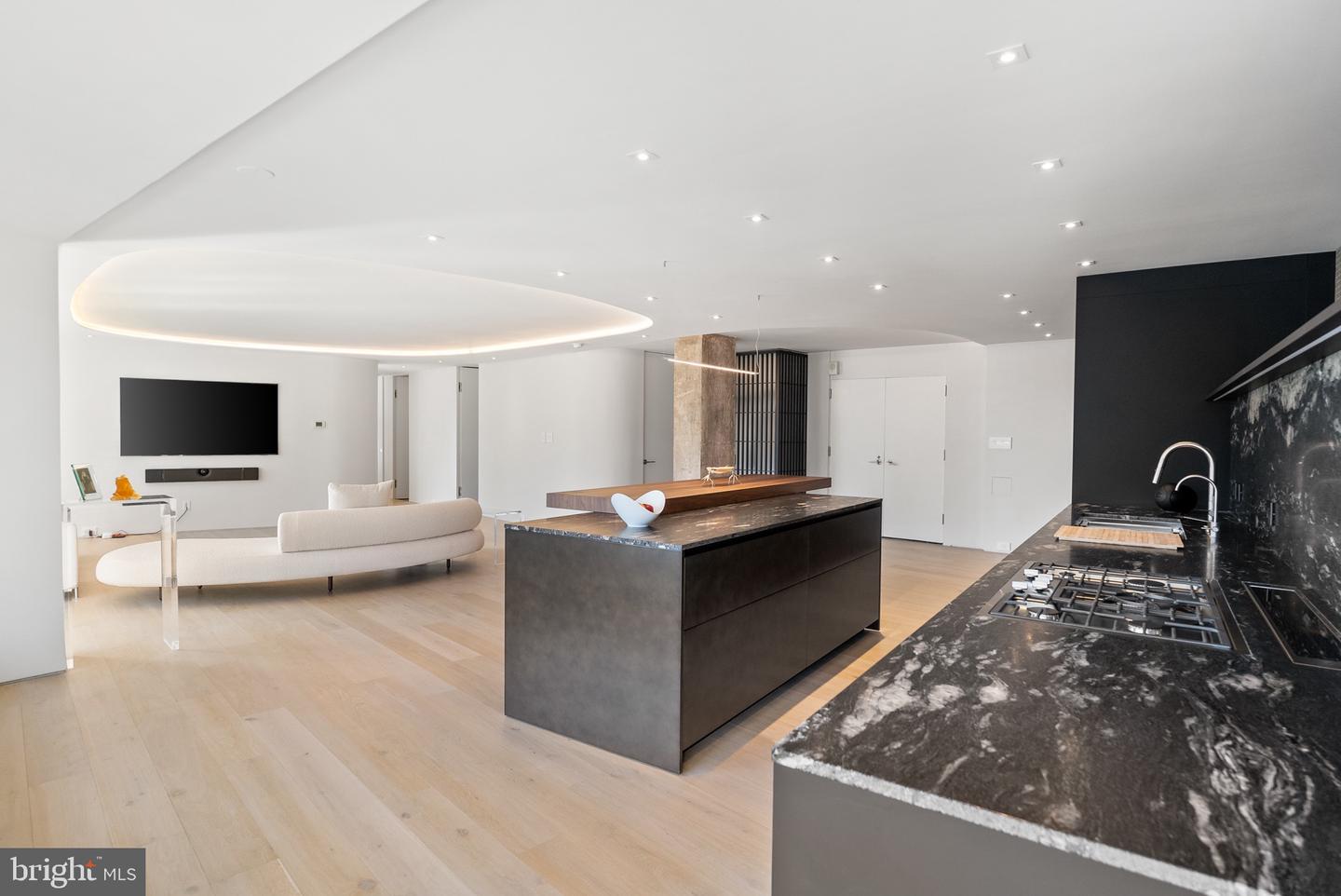 2510 VIRGINIA AVE NW #512-S, WASHINGTON, District Of Columbia 20037, 2 Bedrooms Bedrooms, ,2 BathroomsBathrooms,Residential,For sale,2510 VIRGINIA AVE NW #512-S,DCDC2188398 MLS # DCDC2188398