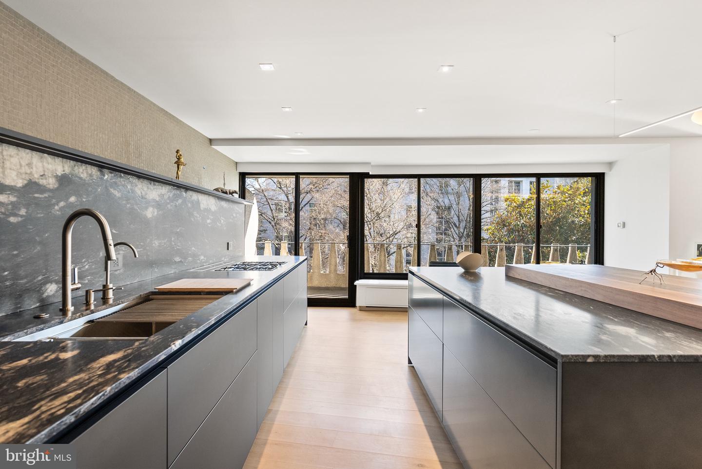 2510 VIRGINIA AVE NW #512-S, WASHINGTON, District Of Columbia 20037, 2 Bedrooms Bedrooms, ,2 BathroomsBathrooms,Residential,For sale,2510 VIRGINIA AVE NW #512-S,DCDC2188398 MLS # DCDC2188398