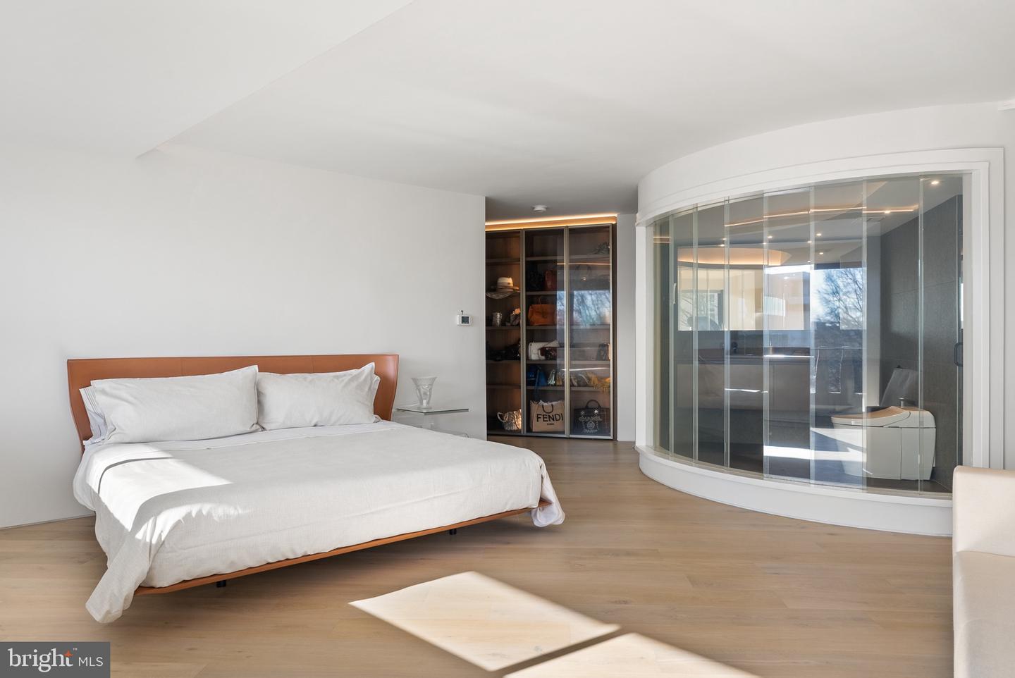 2510 VIRGINIA AVE NW #512-S, WASHINGTON, District Of Columbia 20037, 2 Bedrooms Bedrooms, ,2 BathroomsBathrooms,Residential,For sale,2510 VIRGINIA AVE NW #512-S,DCDC2188398 MLS # DCDC2188398