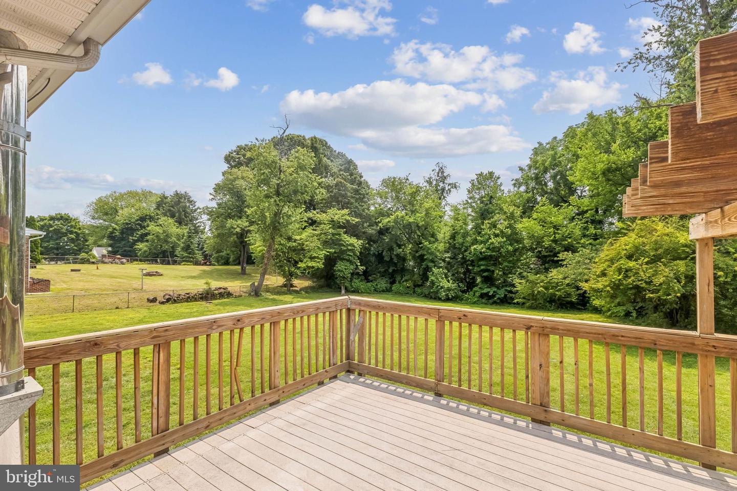 1511 WOODSIDE DR, WOODBRIDGE, Virginia 22191, 4 Bedrooms Bedrooms, ,2 BathroomsBathrooms,Residential,For sale,1511 WOODSIDE DR,VAPW2096758 MLS # VAPW2096758