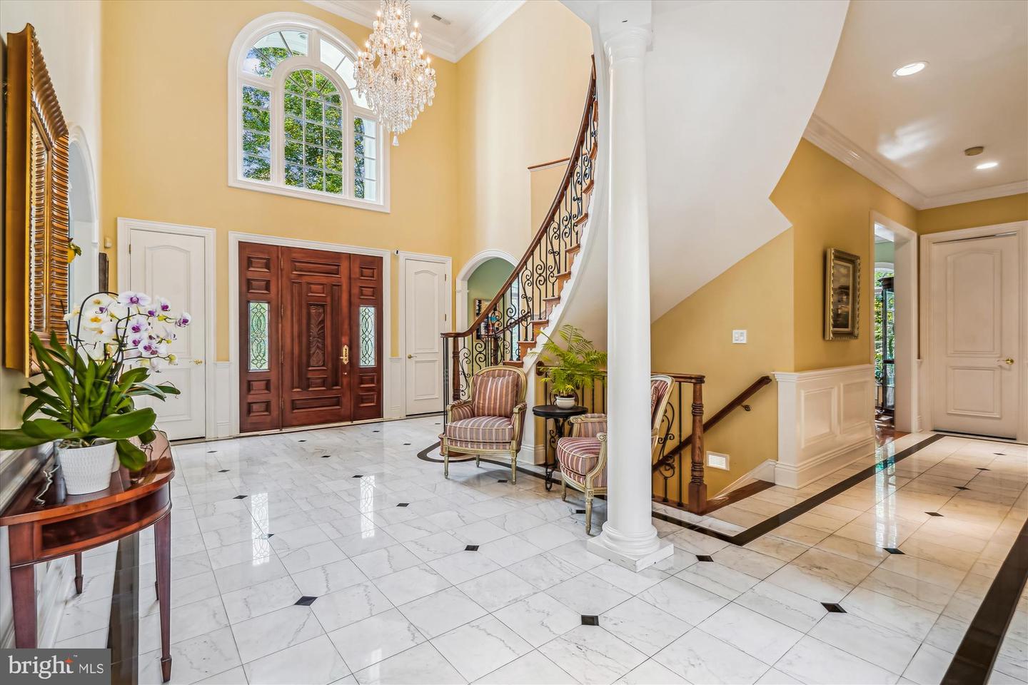 8902 CHEQUERS WAY, MCLEAN, Virginia 22102, 5 Bedrooms Bedrooms, ,5 BathroomsBathrooms,Residential,For sale,8902 CHEQUERS WAY,VAFX2249046 MLS # VAFX2249046