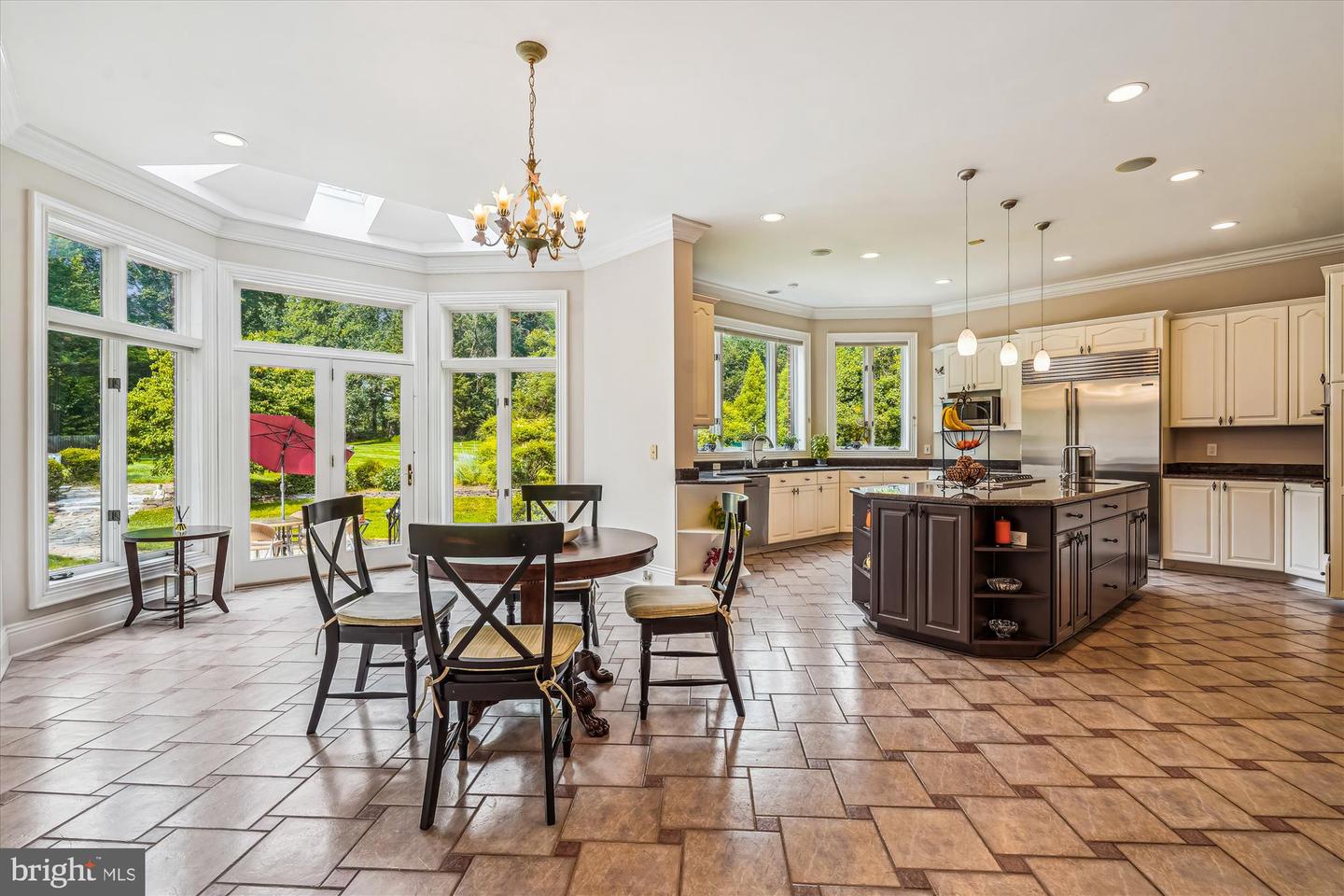 8902 CHEQUERS WAY, MCLEAN, Virginia 22102, 5 Bedrooms Bedrooms, ,5 BathroomsBathrooms,Residential,For sale,8902 CHEQUERS WAY,VAFX2249046 MLS # VAFX2249046