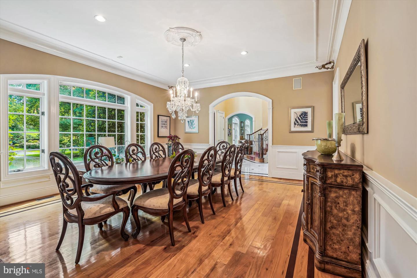 8902 CHEQUERS WAY, MCLEAN, Virginia 22102, 5 Bedrooms Bedrooms, ,5 BathroomsBathrooms,Residential,For sale,8902 CHEQUERS WAY,VAFX2249046 MLS # VAFX2249046