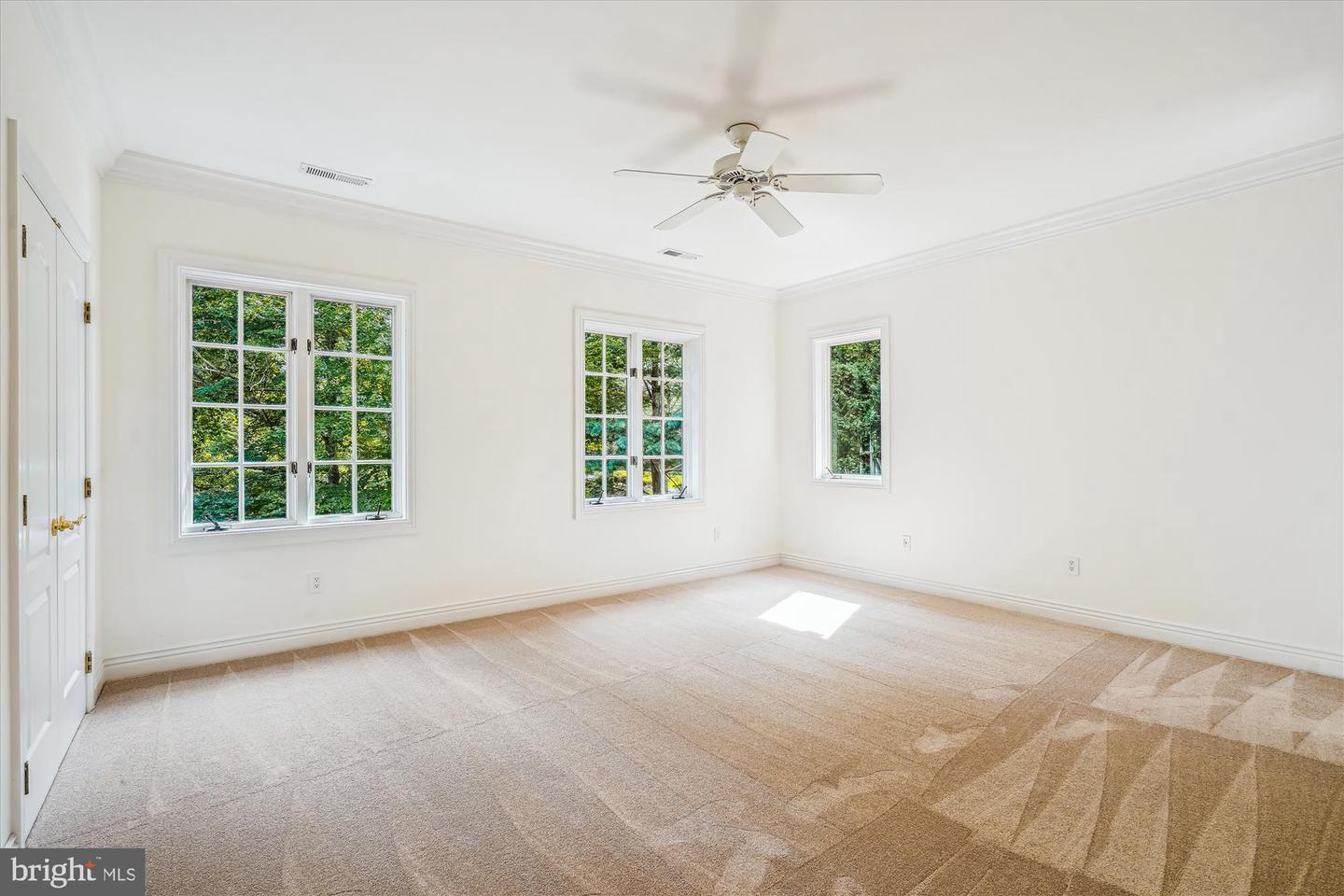 8902 CHEQUERS WAY, MCLEAN, Virginia 22102, 5 Bedrooms Bedrooms, ,5 BathroomsBathrooms,Residential,For sale,8902 CHEQUERS WAY,VAFX2249046 MLS # VAFX2249046