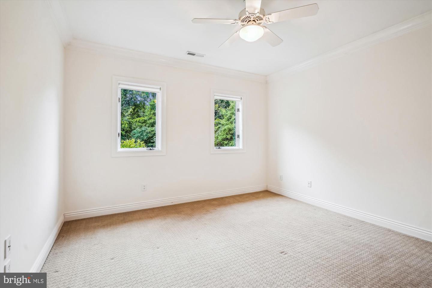 8902 CHEQUERS WAY, MCLEAN, Virginia 22102, 5 Bedrooms Bedrooms, ,5 BathroomsBathrooms,Residential,For sale,8902 CHEQUERS WAY,VAFX2249046 MLS # VAFX2249046