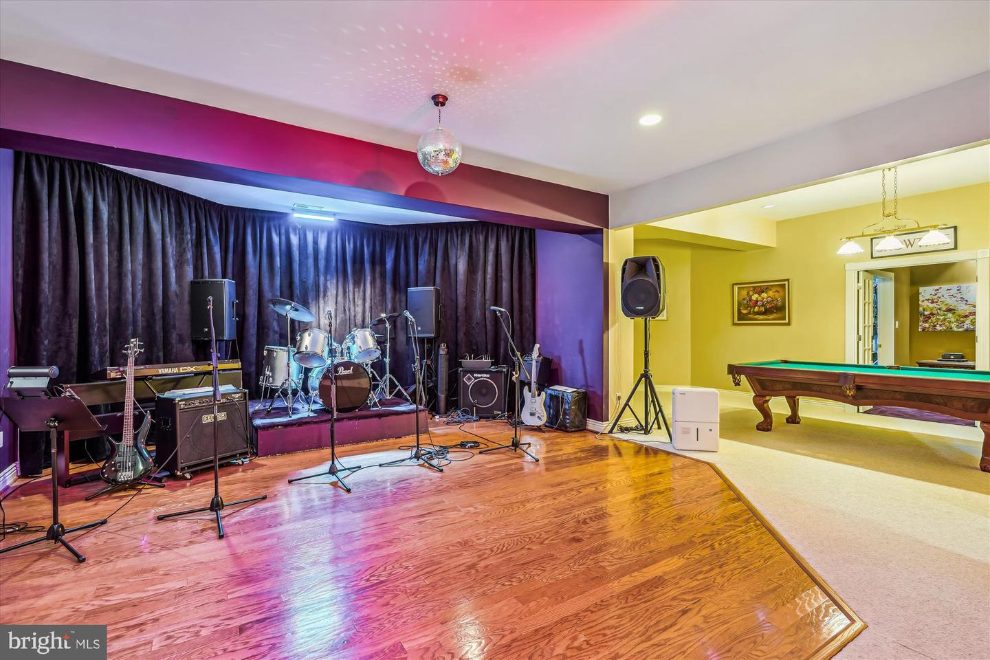 8902 CHEQUERS WAY, MCLEAN, Virginia 22102, 5 Bedrooms Bedrooms, ,5 BathroomsBathrooms,Residential,For sale,8902 CHEQUERS WAY,VAFX2249046 MLS # VAFX2249046